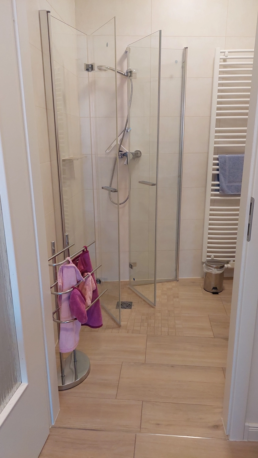 Brigitte Gelleschus - Ferienwohnungen - Zimmer