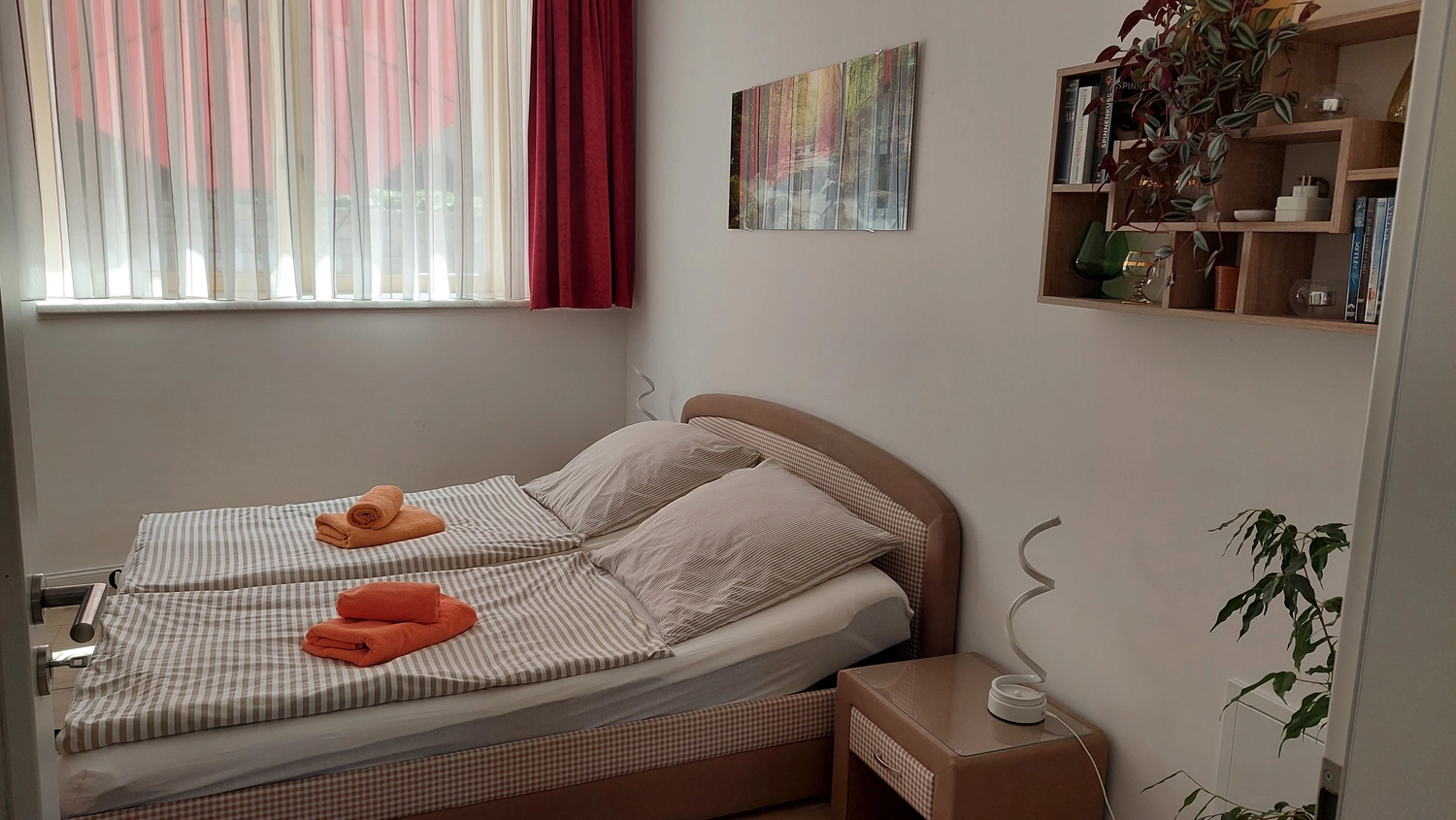 Brigitte Gelleschus - Ferienwohnungen - Zimmer